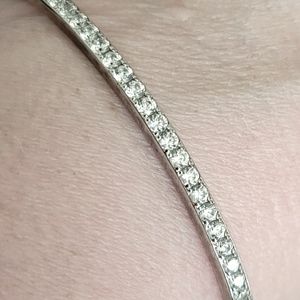 Beautiful bangle Swarovski crystal bracelet